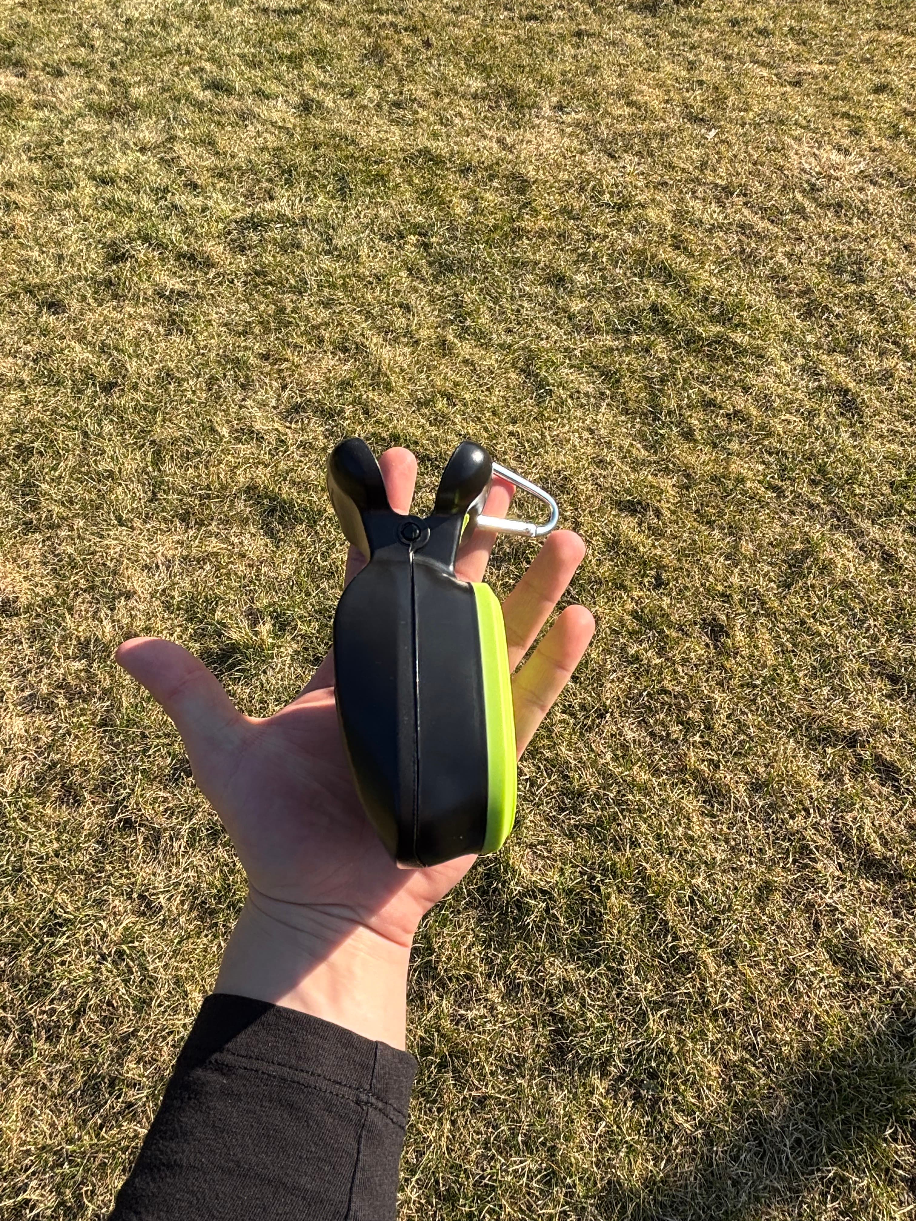 Składany zbieracz odchodów