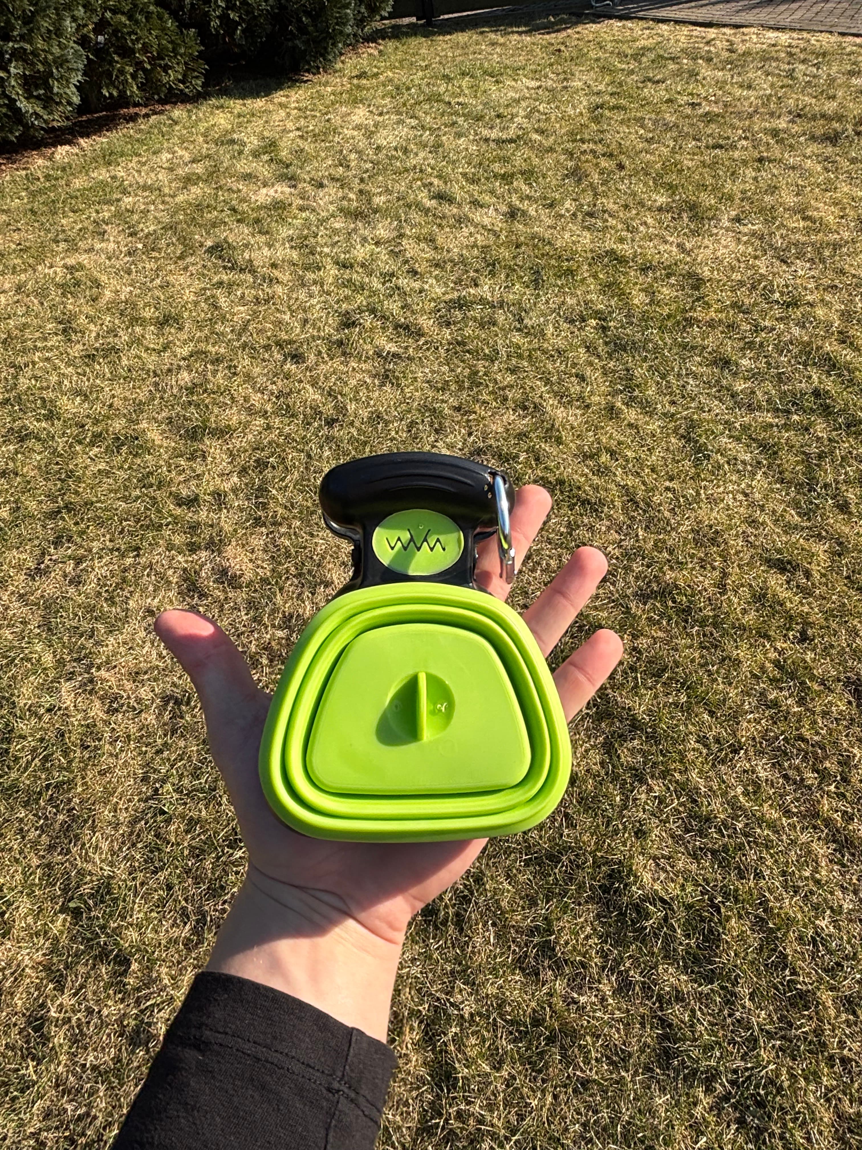 Składany zbieracz odchodów